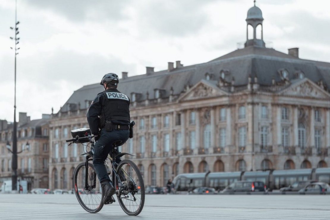 policier