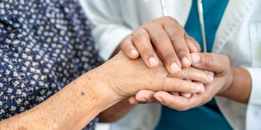 se reconvertir dans la santé